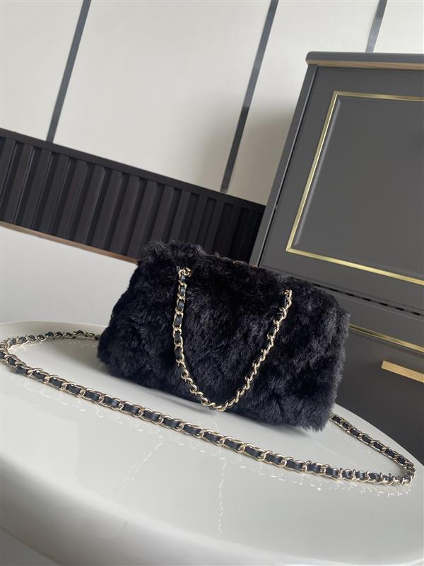 2026131205933838 700